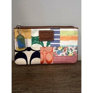 Vintage Coach Colorful Patchwork Leather Wristlet Wallet *READ*